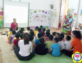 Thao giảng tiết dạy chuyện " Nhổ củ Cải" cô Trần Thị Thanh Mận - lớp 4 tuổi B